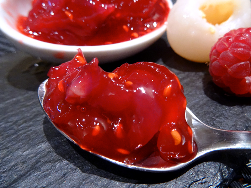 Confiture de framboises et litchis Confiture de framboises et litchis